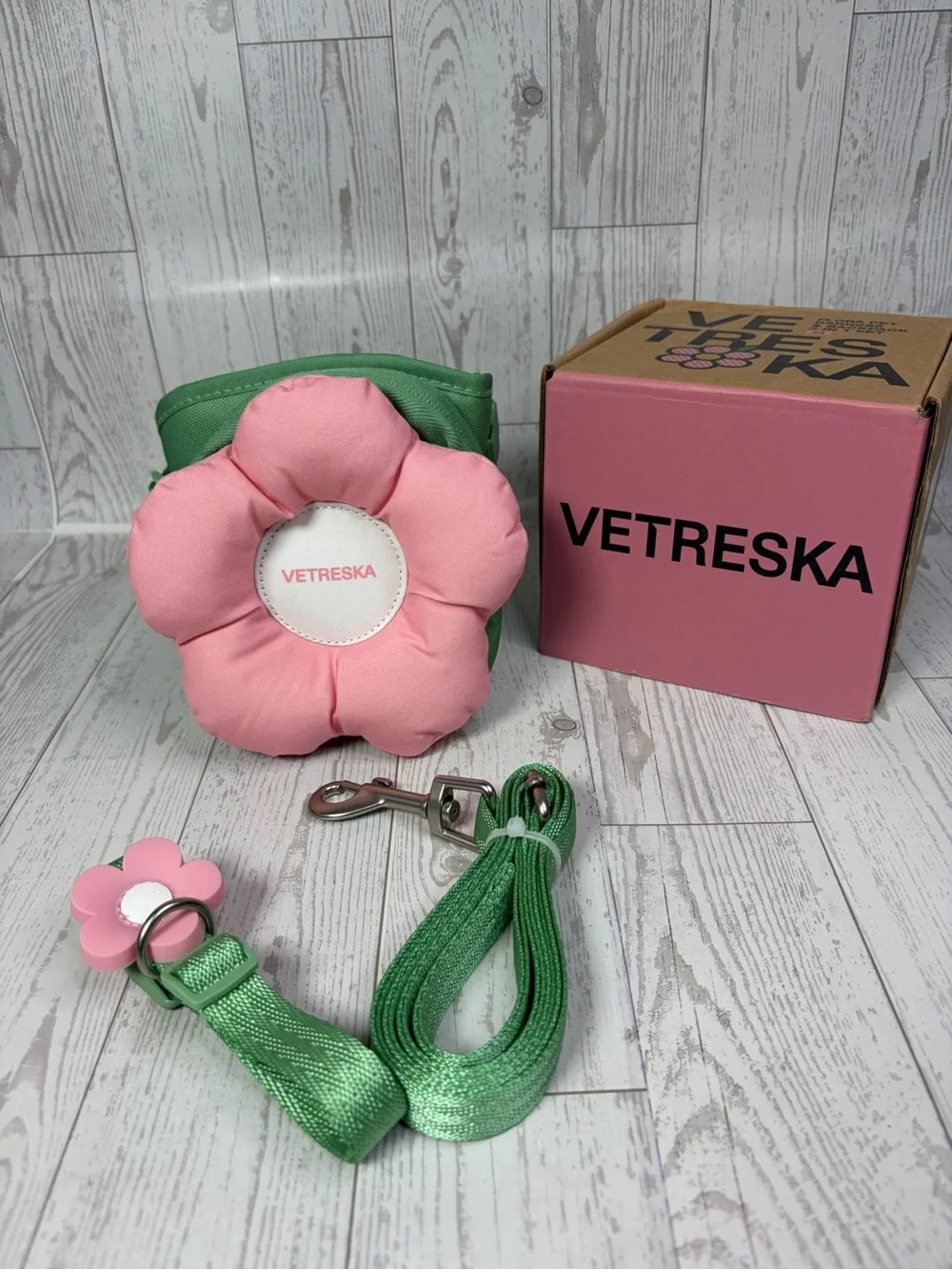 VETRESKA stylish mint